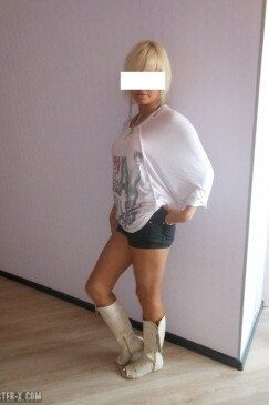 Проститутка Настя, час секса 3000 рублей, возраст 27, рост 165, грудь 2